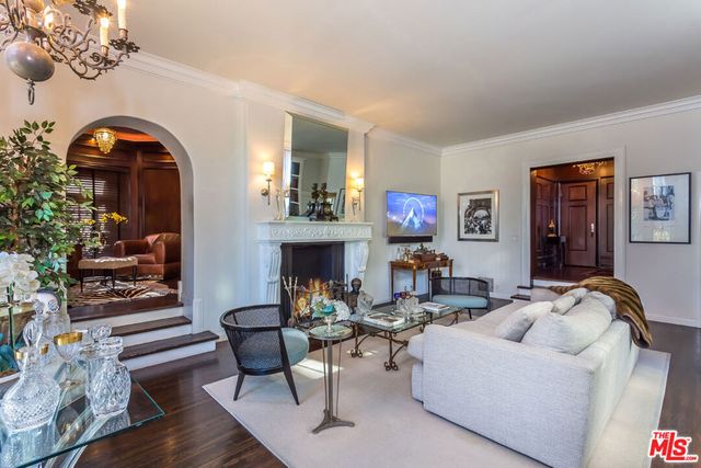 10335 Wilshire Boulevard, Los Angeles, CA 90024