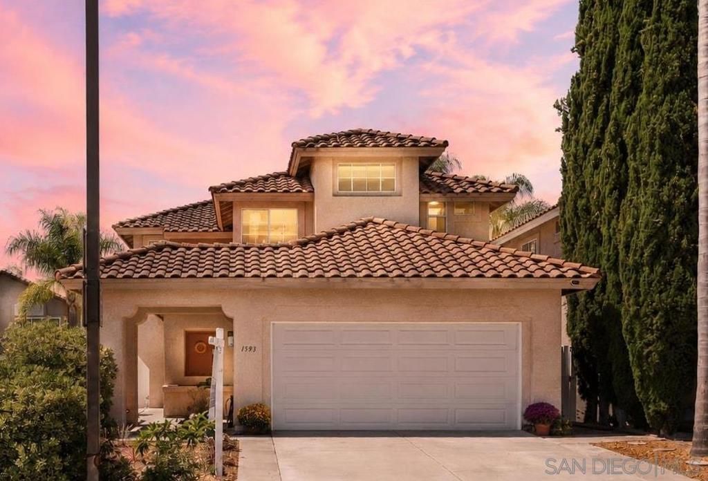 Image 2 of property listing at 1593 Avenida Guillermo, Oceanside, CA 92056
