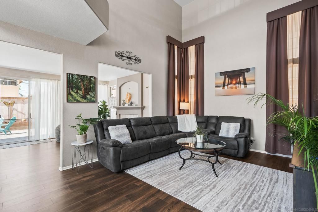 Image 9 of property listing at 1593 Avenida Guillermo, Oceanside, CA 92056
