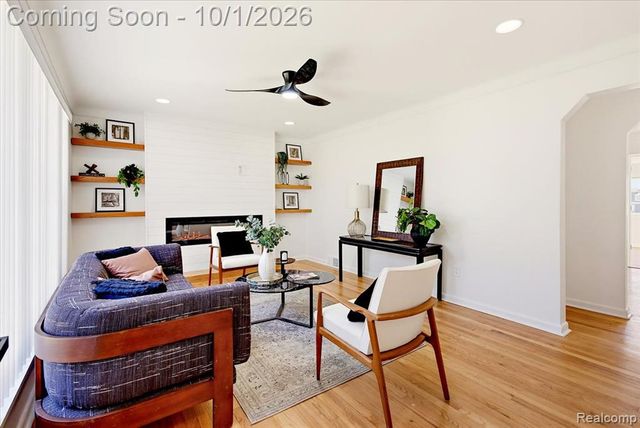 3830 Ravena Avenue, Royal Oak, MI 48073