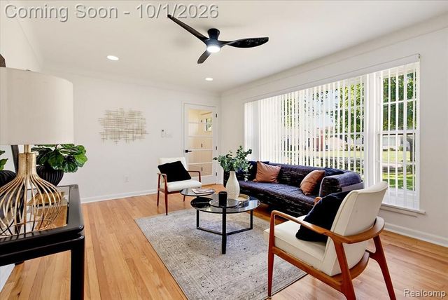3830 Ravena Avenue, Royal Oak, MI 48073
