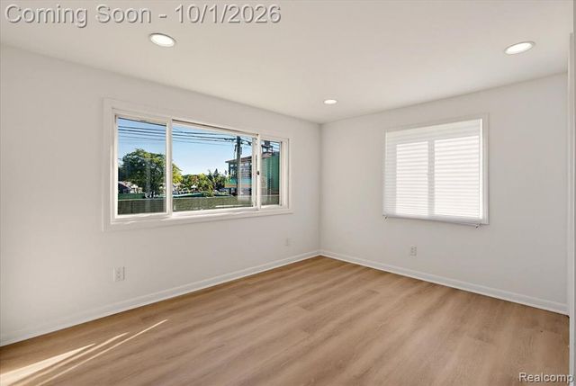 3830 Ravena Avenue, Royal Oak, MI 48073