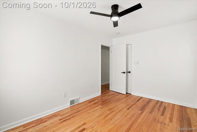 3830 Ravena Avenue, Royal Oak, MI 48073