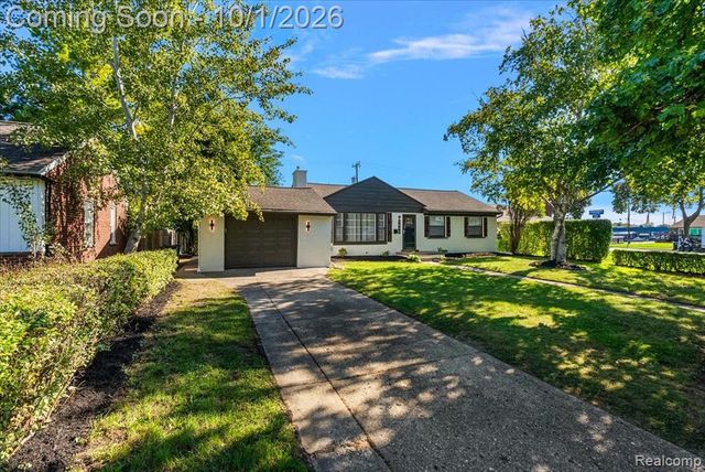 3830 Ravena Avenue, Royal Oak, MI 48073