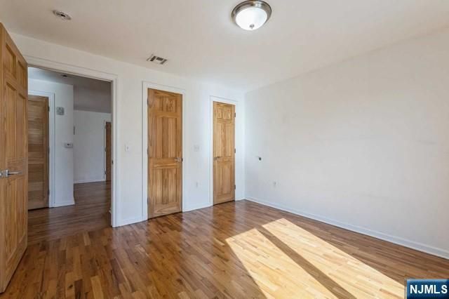 17 Meadow Road 401, Rutherford, NJ 07070