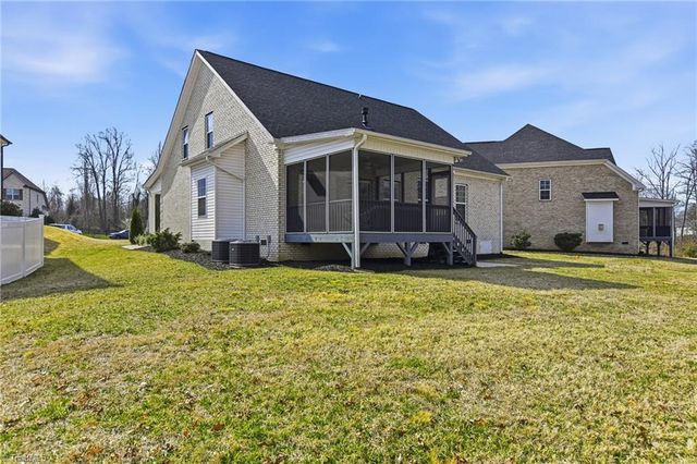 5677 Lauren Acres Court, Winston-salem, NC 27103