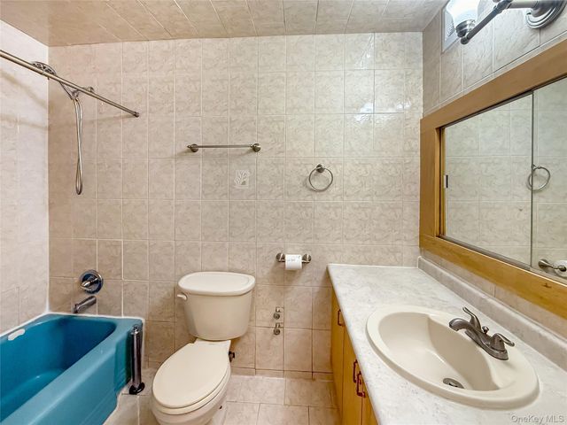 1043 E 57th Street, Brooklyn, NY 11234