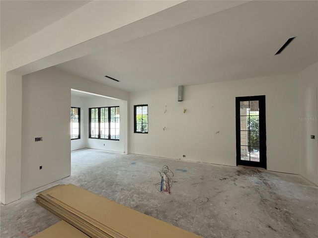 207 E KINGS WAY, Winter Park, FL 32789