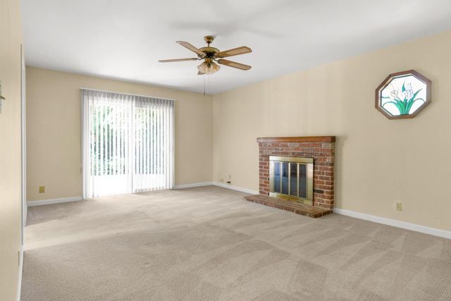 4617 Freeway Cir, Sacramento, CA 95841