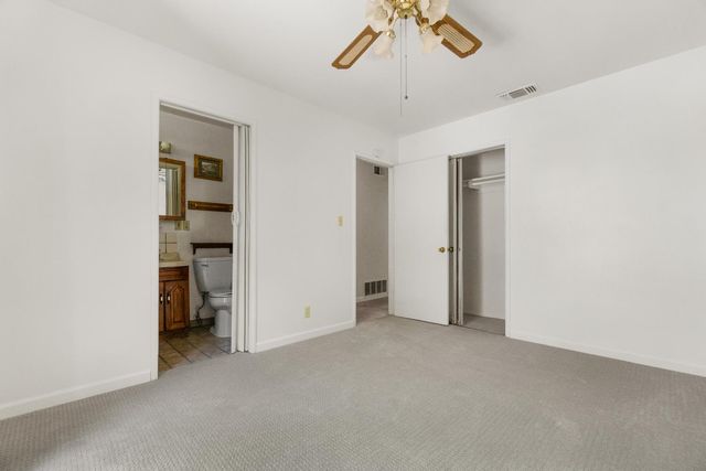 4617 Freeway Cir, Sacramento, CA 95841