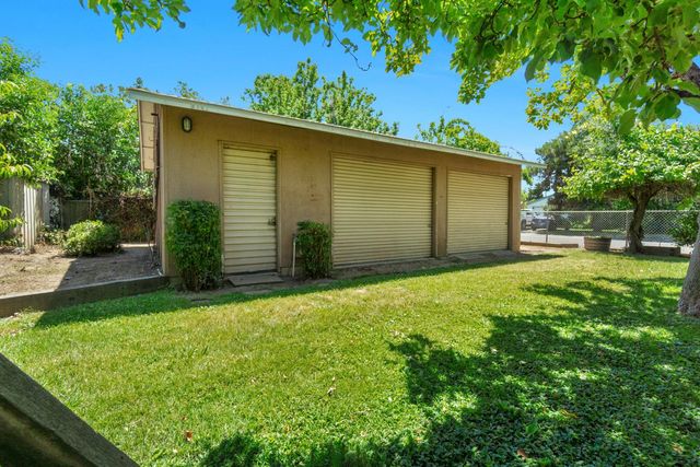 4617 Freeway Cir, Sacramento, CA 95841