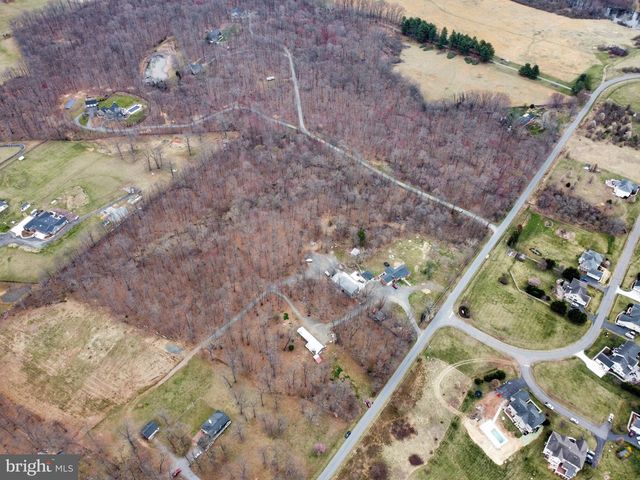 43182 EVANS POND RD, Leesburg, VA 20176