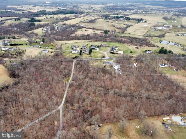 43182 EVANS POND RD, Leesburg, VA 20176