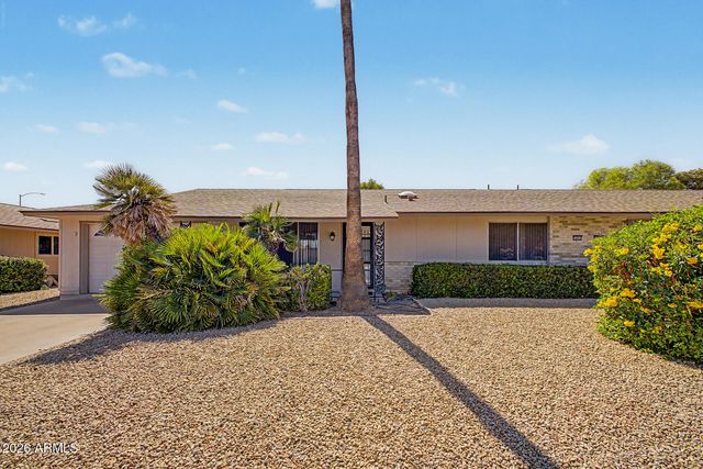 18842 N LAKEFOREST Drive, Sun City, AZ 85373