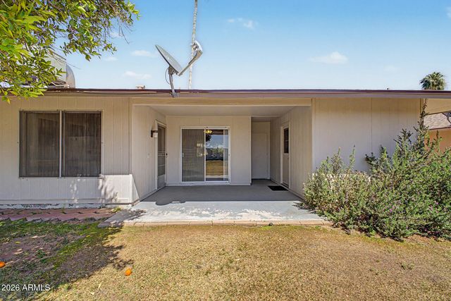 18842 N LAKEFOREST Drive, Sun City, AZ 85373