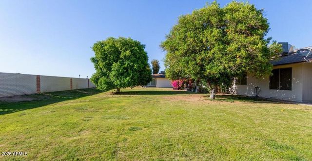 18842 N LAKEFOREST Drive, Sun City, AZ 85373