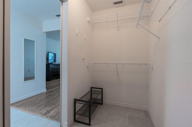 15596 SW 13TH CIRCLE, Ocala, FL 34473