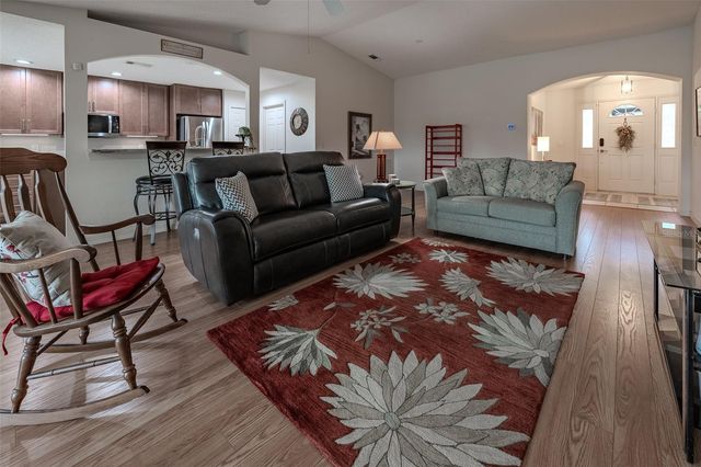 15596 SW 13TH CIRCLE, Ocala, FL 34473