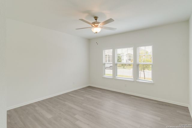 123 Tortoise Trl, San Marcos, TX 78666