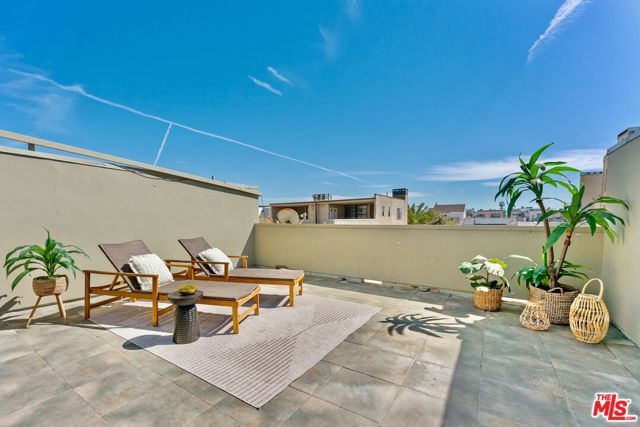 24 Northstar Street, Marina Del Rey, CA 90292