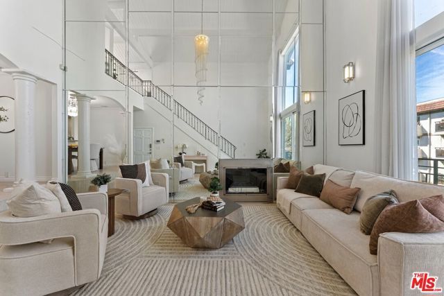 24 Northstar Street, Marina Del Rey, CA 90292