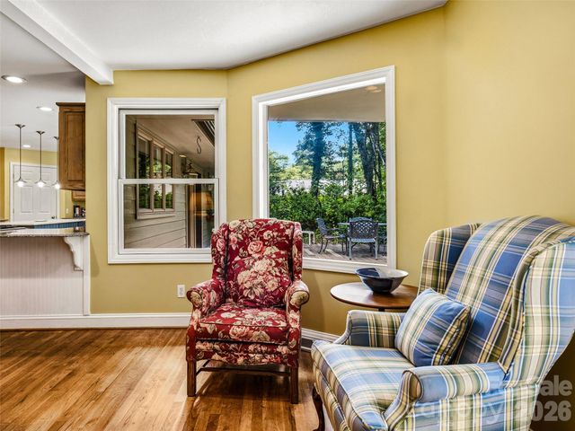 2526 Kanuga Road, Hendersonville, NC 28739