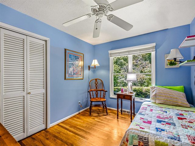 2526 Kanuga Road, Hendersonville, NC 28739