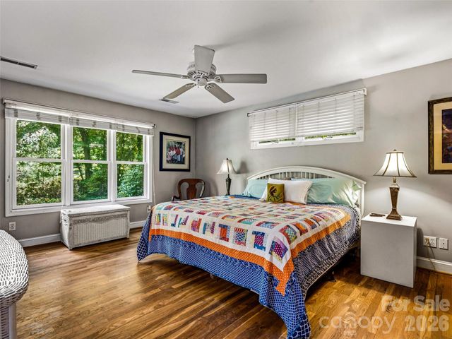 2526 Kanuga Road, Hendersonville, NC 28739