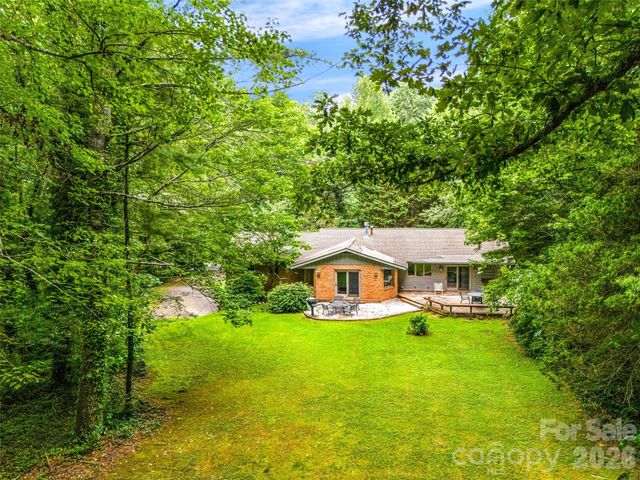 2526 Kanuga Road, Hendersonville, NC 28739