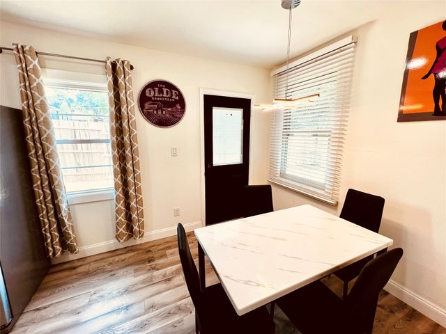 2859 W Brooklyn Avenue, Dallas, TX 75211