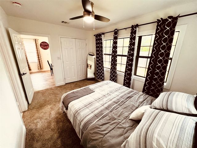 2859 W Brooklyn Avenue, Dallas, TX 75211