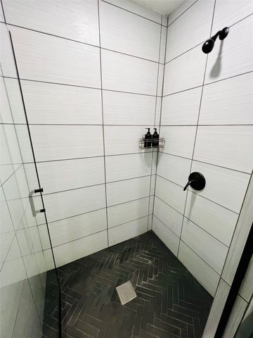 2859 W Brooklyn Avenue, Dallas, TX 75211