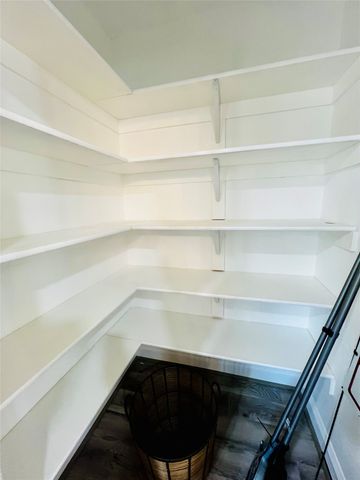 2859 W Brooklyn Avenue, Dallas, TX 75211