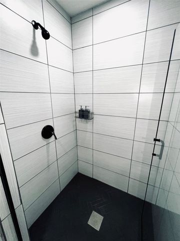 2859 W Brooklyn Avenue, Dallas, TX 75211