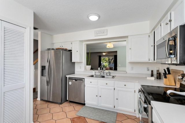 4258 E WEEPING WILLOW CIRCLE, Winter Springs, FL 32708