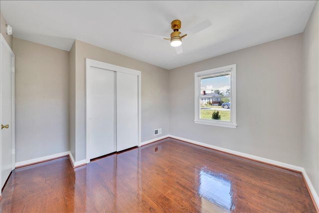 3641 Parkwood DR, Roanoke, VA 24018