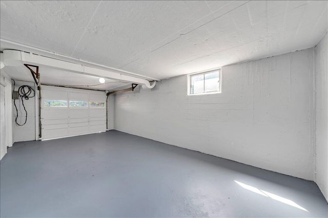 3641 Parkwood DR, Roanoke, VA 24018
