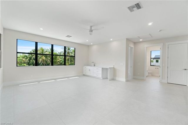 2769 Van Buren AVE, Naples, FL 34112