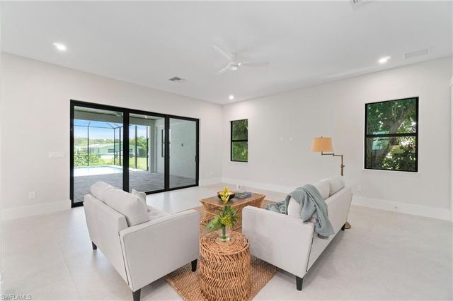 2769 Van Buren AVE, Naples, FL 34112