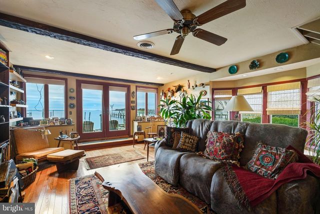 5980 LAWTON AVE, Rock Hall, MD 21661