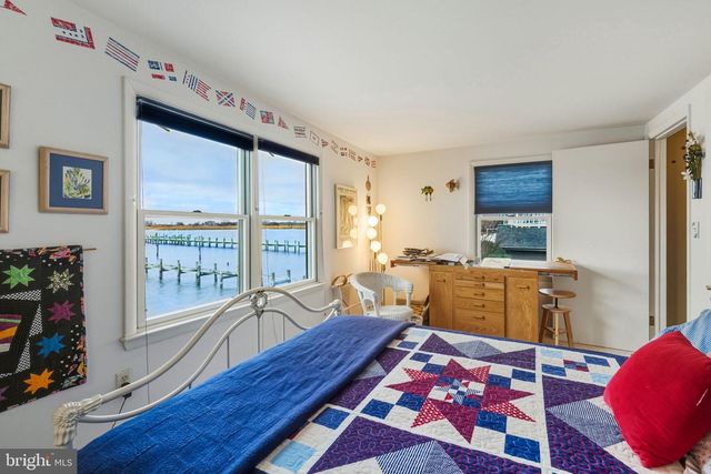 5980 LAWTON AVE, Rock Hall, MD 21661