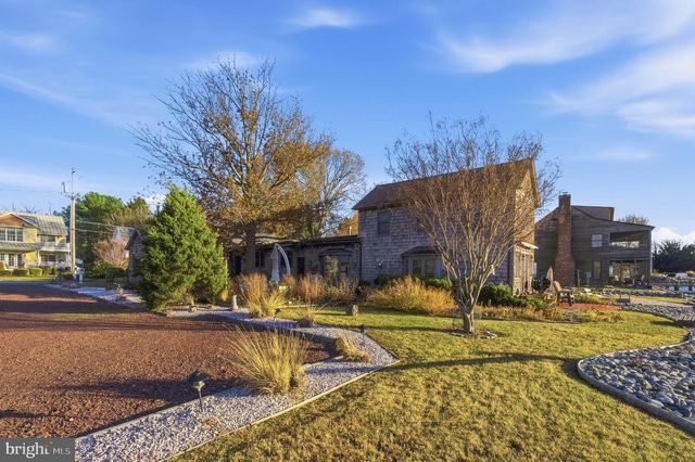 5980 LAWTON AVE, Rock Hall, MD 21661