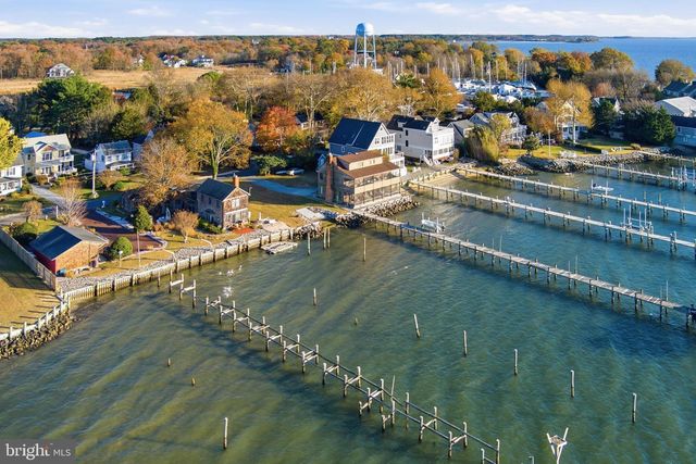 5980 LAWTON AVE, Rock Hall, MD 21661