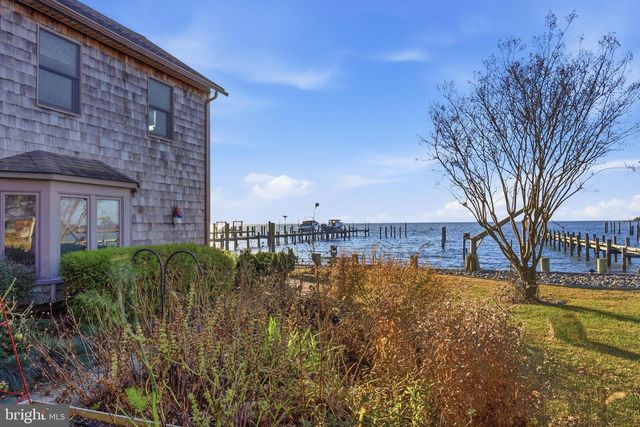 5980 LAWTON AVE, Rock Hall, MD 21661