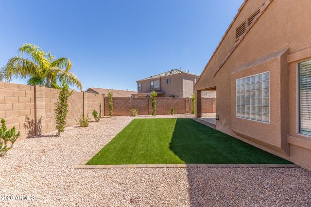 28789 N BROKEN SHALE Drive, San Tan Valley, AZ 85143
