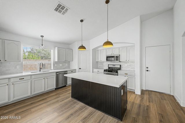 28789 N BROKEN SHALE Drive, San Tan Valley, AZ 85143