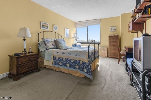 770 Anderson Ave-14C 14C, Cliffside Park Boro, NJ 07024