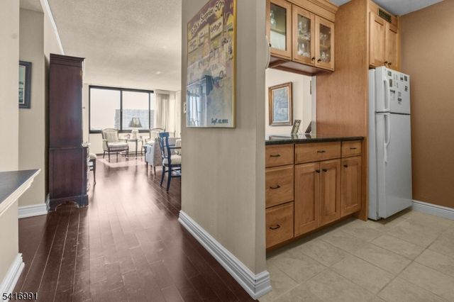 770 Anderson Ave-14C 14C, Cliffside Park Boro, NJ 07024