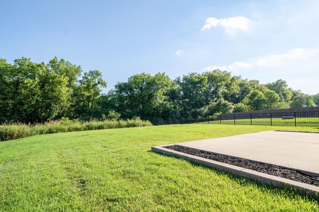 1001 Benwick Rd, Hendersonville, TN 37075