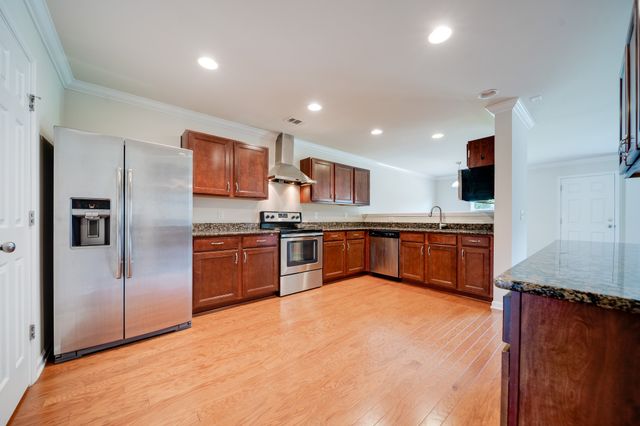 1001 Benwick Rd, Hendersonville, TN 37075